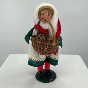SIGNED Vintage Byers Choice “Girl with Basket” Caroler 9”